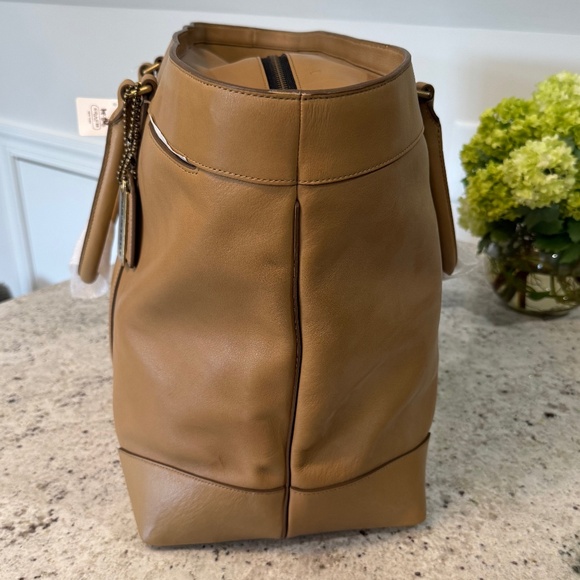 BLEECKER LEGACY LEATHER WEEKEND TOTE (COACH F70487), UNISEX, NWT - Picture 6 of 9